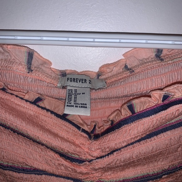 [M]👚NWOT - F21 crop top - Picture 3 of 6